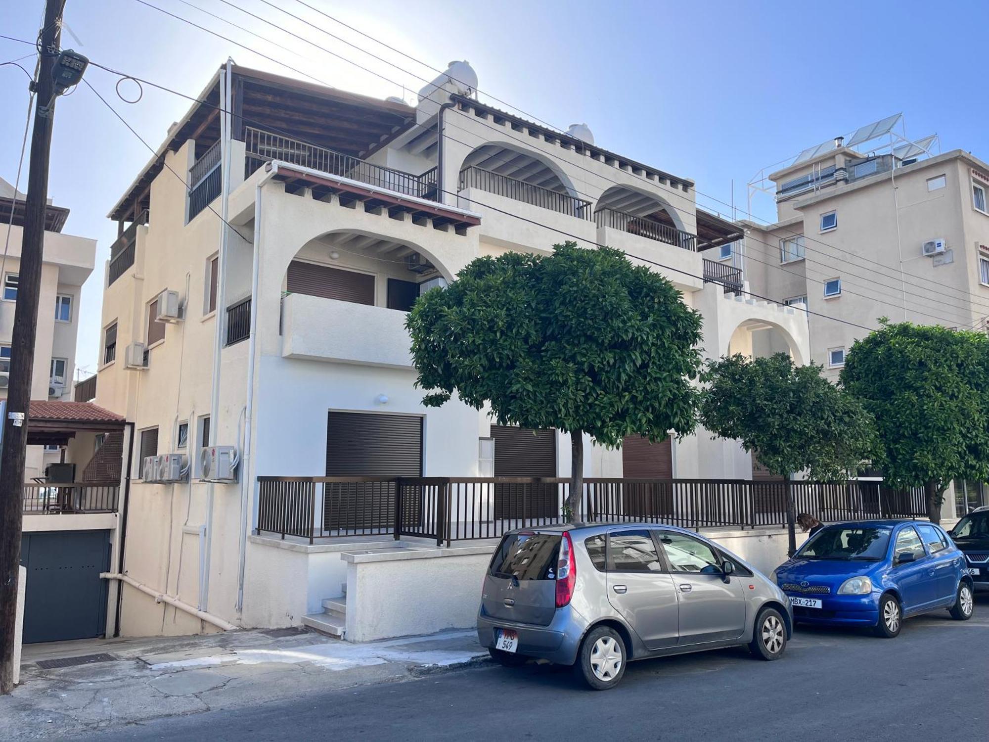 Modern Apartment Near Mckenzie Beach Larnaka Exterior foto