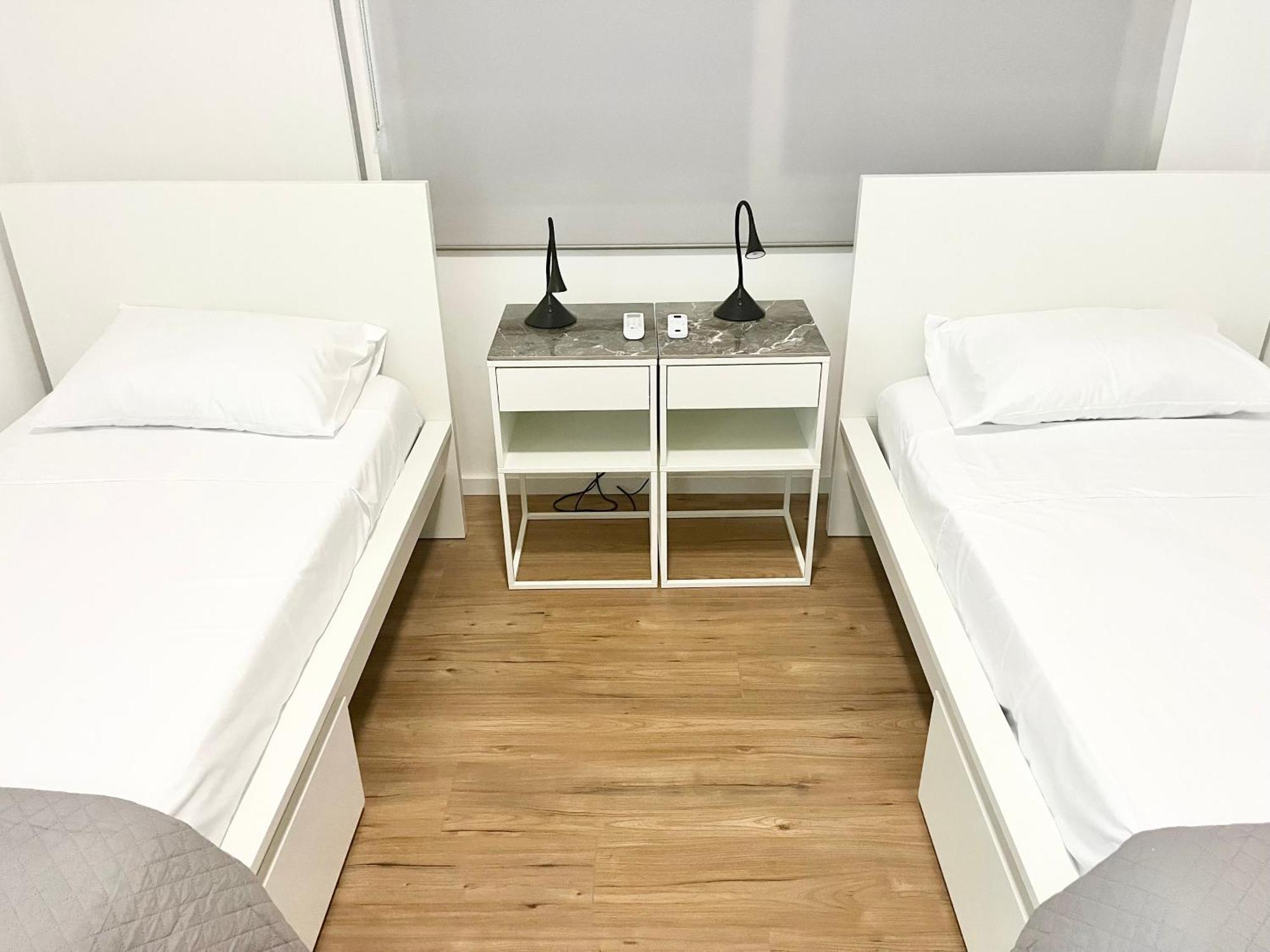 Modern Apartment Near Mckenzie Beach Larnaka Exterior foto